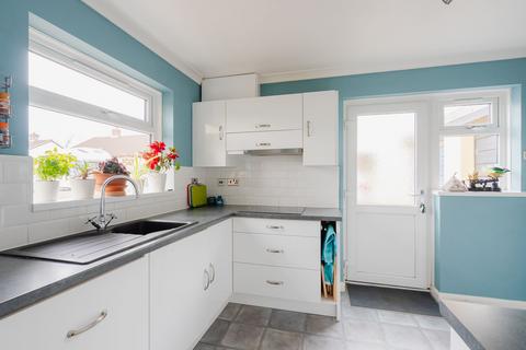 12 Collatons Walk, Bow, Crediton, EX17 6LS