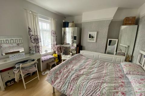 undefined, Rochdale Road, Royton, OL2 6TR