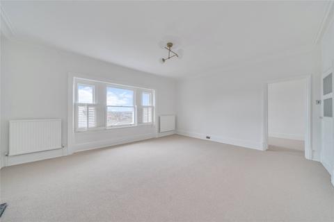 2 bedroom flat for sale, Avenue Elmers, Surbiton KT6