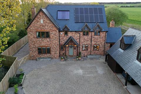 5 bedroom detached house for sale, Kineton, Warwick, Warwickshire, CV35