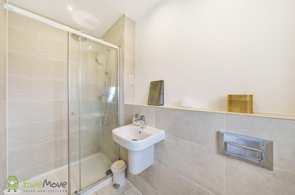 Ensuite Bedroom Two
