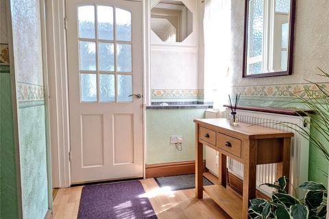 53 Vale Drive, Oldham, OL9 6TJ