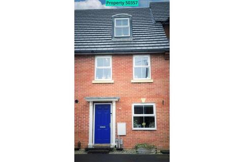 3 bedroom townhouse to rent, 21 Peach Pie Street, Wincanton, BA9