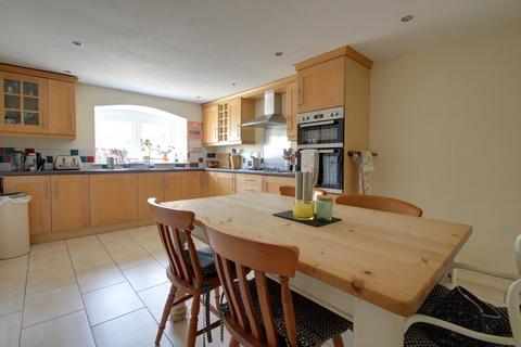 3 bedroom end of terrace house for sale, Draycott Road, Shepton Mallet, BA4