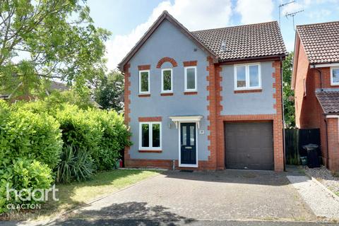 4 bedroom detached house for sale, Peake Avenue, Frinton-On-Sea