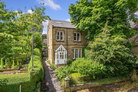 5 bedroom detached house for sale, Oakfield Road, Huddersfield, HD2