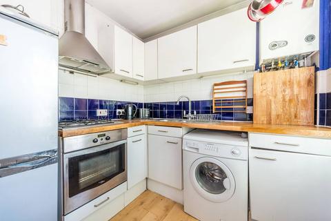 2 bedroom flat to rent, Aldridge Road Villas, Notting Hill, London, W11