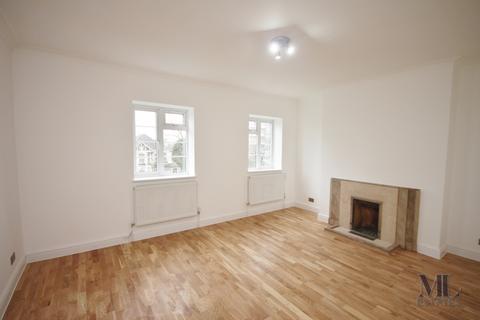 3 bedroom flat for sale, Shoot-Up Hill, London NW2