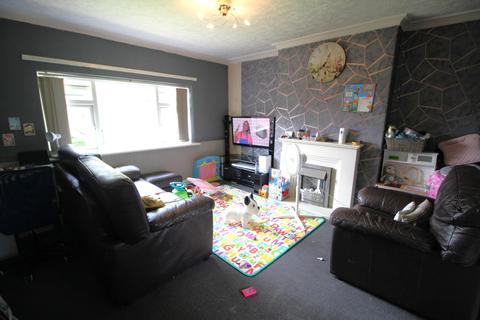 2 bedroom flat for sale, Dale Square, Royton, OL2