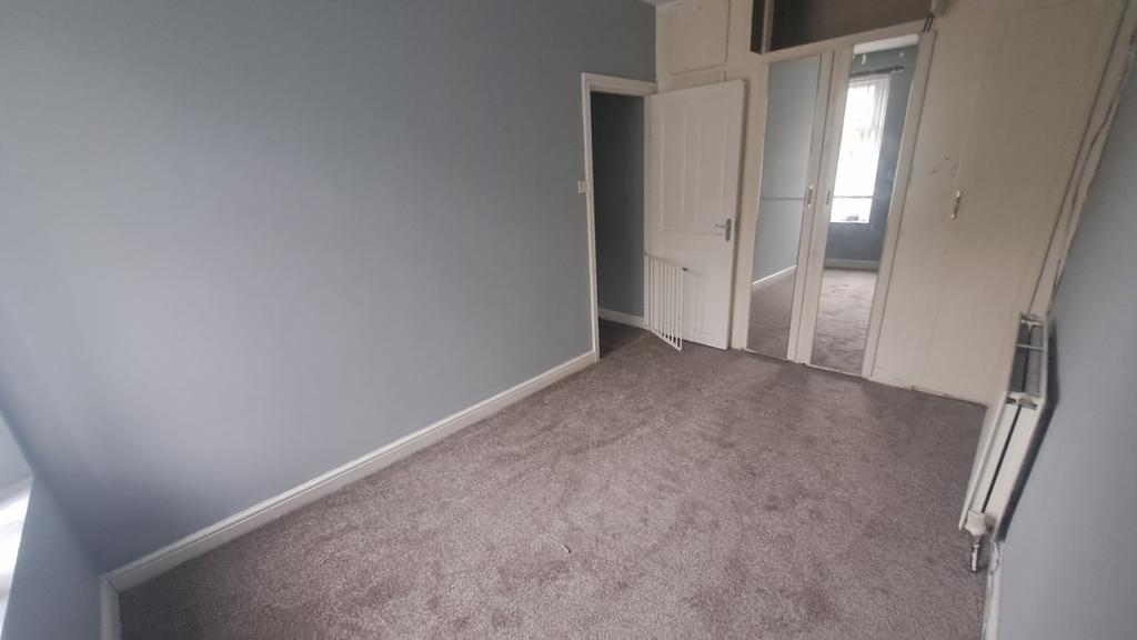 25 Upper Seymour Street, BD3 9 LJ