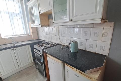 3 bedroom terraced house to rent, Upper Seymour Street, BD3 9LJ