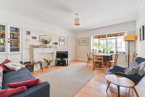 2 bedroom flat to rent, Babington Court, Streatham, London, SW16