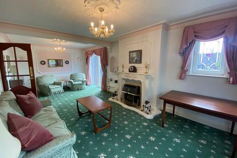 3 Gorsey Lane, Ashton-under-lyne, OL6 9AU