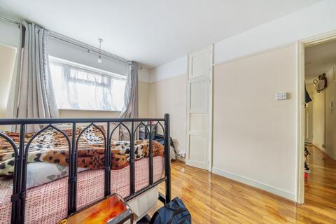 2 bedroom flat for sale, Hornsey,  London,  N8