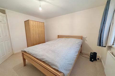 1 bedroom apartment to rent, Alan Way, Slough, Berkshire