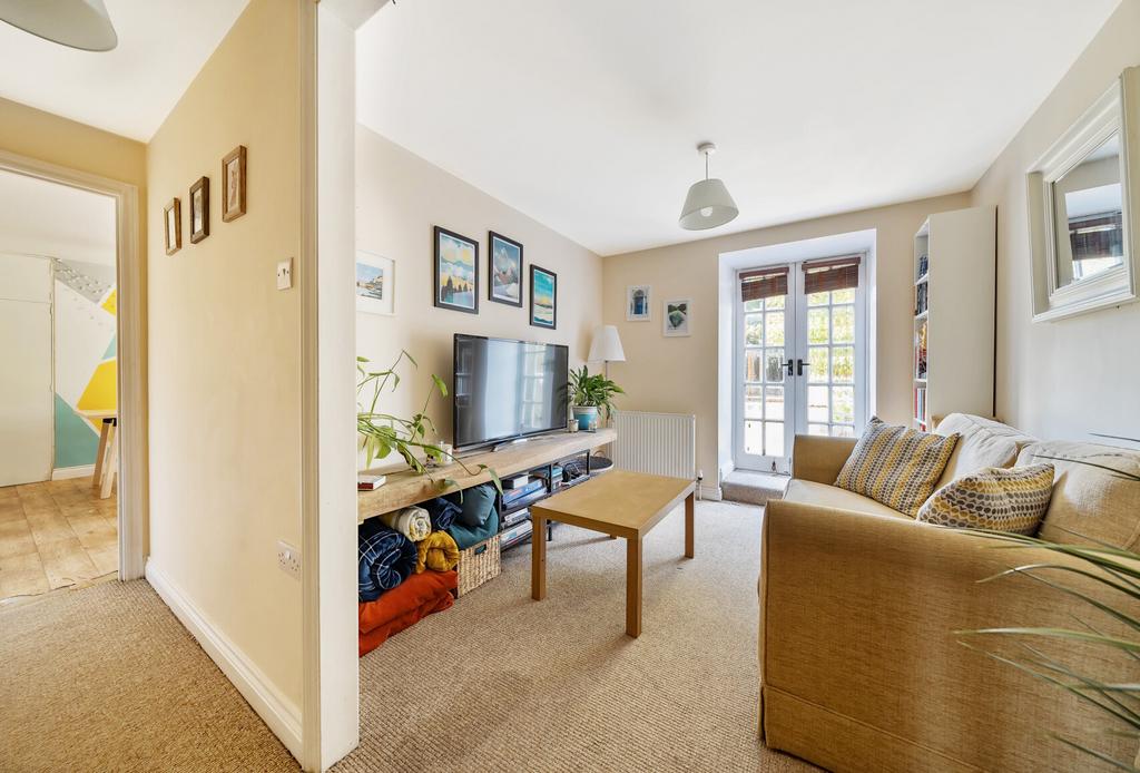 Lounge/Bedroom Two