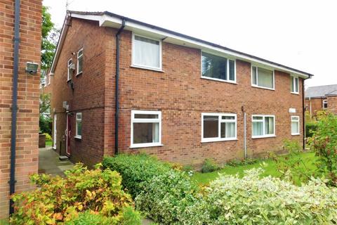 2 bedroom flat to rent, Tillard Avenue, Cheadle Heath, SK3