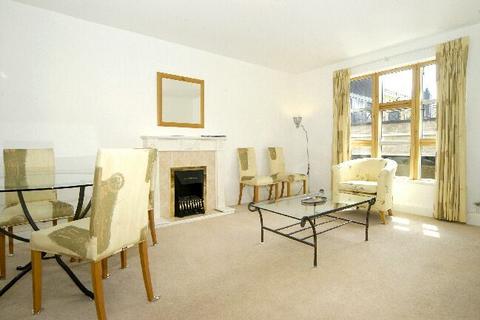 3 bedroom apartment to rent, Redan Place Bayswater London W2