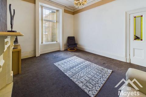 6 bedroom terraced house for sale, London Road, Blackburn