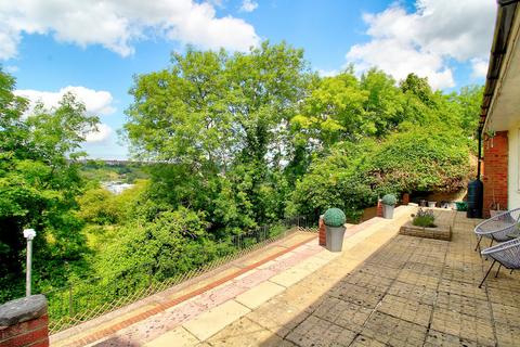 2 bedroom detached bungalow for sale, Novers Hill, Bristol, BS4