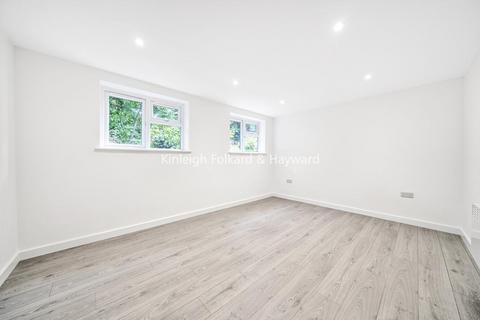 2 bedroom flat for sale, Blyth Road, Bromley