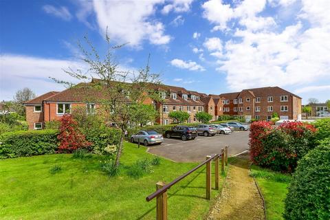 1 bedroom ground floor flat for sale, London Road, Redhill, Surrey