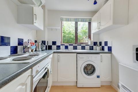 82 Henniker Gate, Chelmsford, CM2 6SB