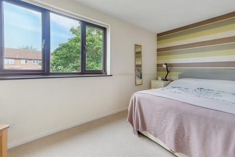 82 Henniker Gate, Chelmsford, CM2 6SB