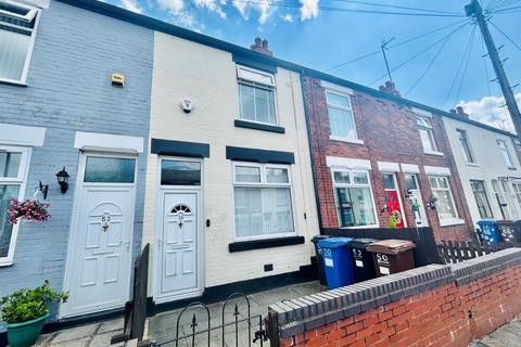 2 bedroom terraced house to rent, Caistor Street, Portwood, Stockport, SK1