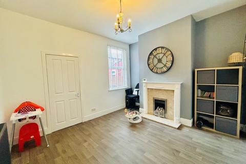 2 bedroom terraced house to rent, Caistor Street, Portwood, Stockport, SK1