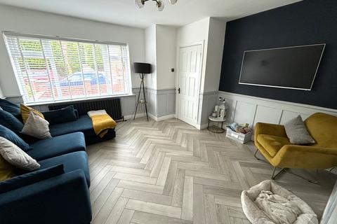 93 Dane Road, Denton, Manchester, M34 2HY