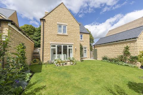 4 bedroom detached house to rent, Upper Rissington