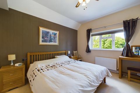 1 Campbell Road, Bramley, Tadley, RG26 5XG