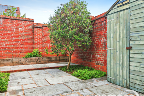 124 Sinclair Drive, Basingstoke, RG21 6AD