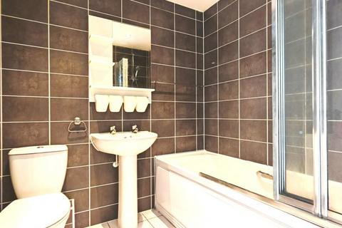 124 Sinclair Drive, Basingstoke, RG21 6AD