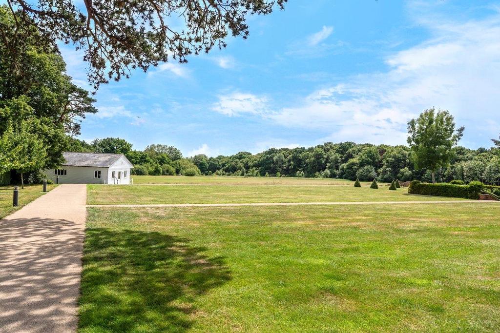 Communal Grounds
