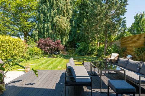 3 Broad Walk, Frimley, Camberley, GU16 8SS