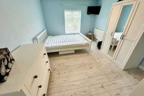 2 bedroom apartment to rent, Florian Mews, Sunderland, SR4