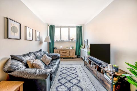 1 bedroom flat for sale, Galliard Court, Northampton, NN1