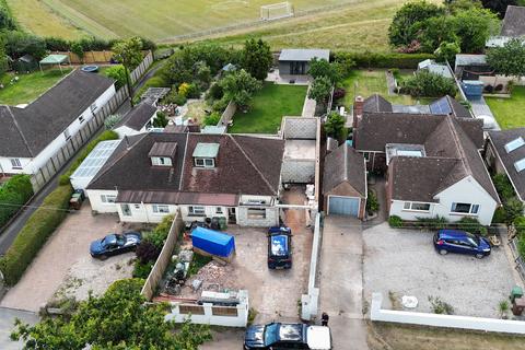 3 bedroom semi-detached bungalow for sale, 77 Newcourt Road, Topsham, EX3