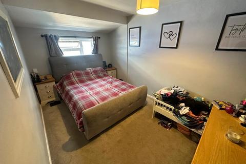 77 Newcourt Road, Topsham, Exeter, EX3 0BU