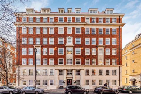 3 bedroom flat for sale, George Street, W1H