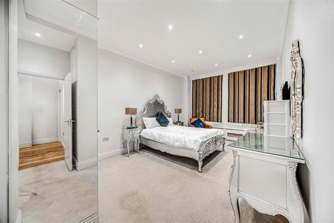 3 bedroom flat for sale, George Street, W1H