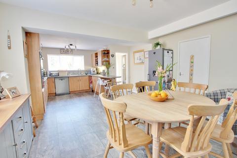 3 bedroom semi-detached house for sale, Furzey Avenue, Hythe