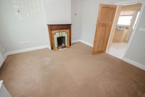 2 bedroom semi-detached house to rent, Charter Road, Rugby, CV22