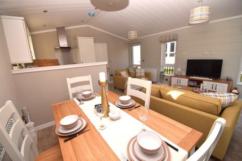 2 bedroom lodge for sale, Wood Farm Holiday Park