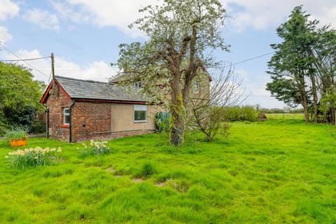 3 bedroom detached house for sale, Welsh Road, Ledsham, Ellesmere Port, Cheshire