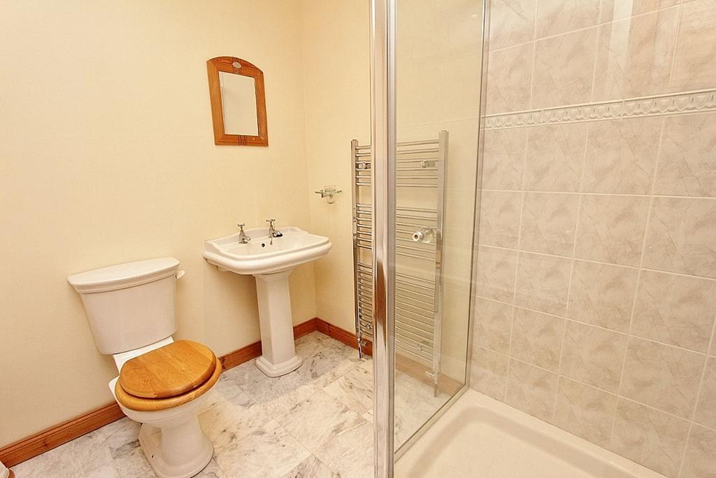 Property 1 - Bathroom
