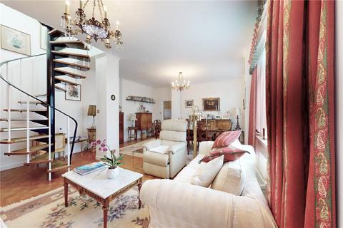 3 bedroom penthouse for sale, Avenue Close, Avenue Road, St John's Wood, London, NW8