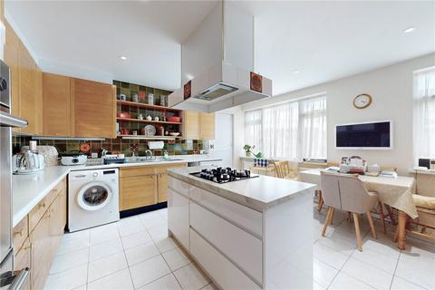 3 bedroom penthouse for sale, Avenue Close, Avenue Road, St John's Wood, London, NW8